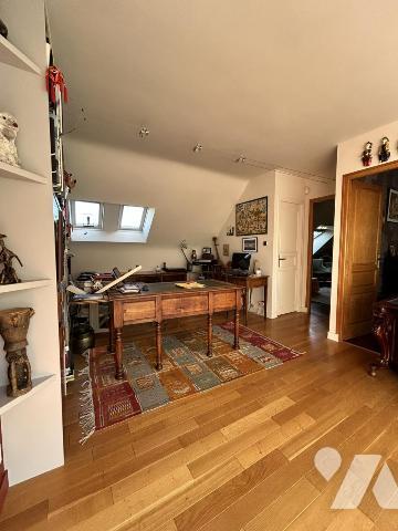 Uniquement dans votre étude - ARRADON BOURG - Maison 5 pièces avec piscine sur terrain de 762m²