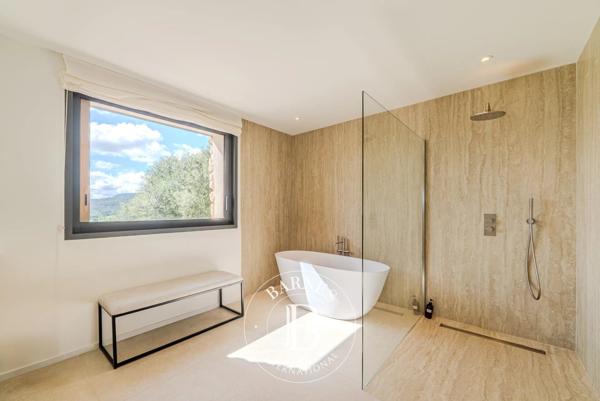 Aix-en-Provence, Maison 7 Chambres -  470 m² à vendre