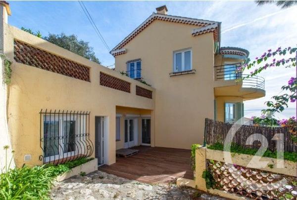 Appartement F3 à vendre  3 pièces - 78,16 m2 VILLEFRANCHE SUR MER - 06