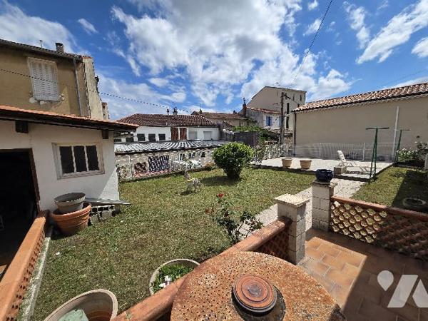 Maison de ville 121m² + un studio