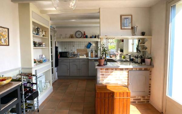 Maison à vendre    6 pièces •  Esquibien