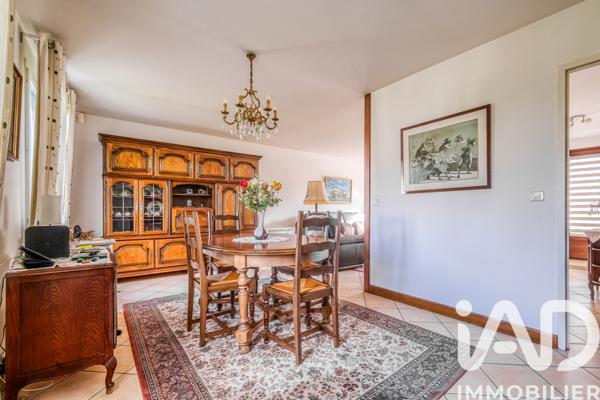 Maison à vendre 5 pièces 140 m² Saint-Thibault-des-Vignes