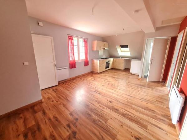 Maison 3 pièces - 165 m²