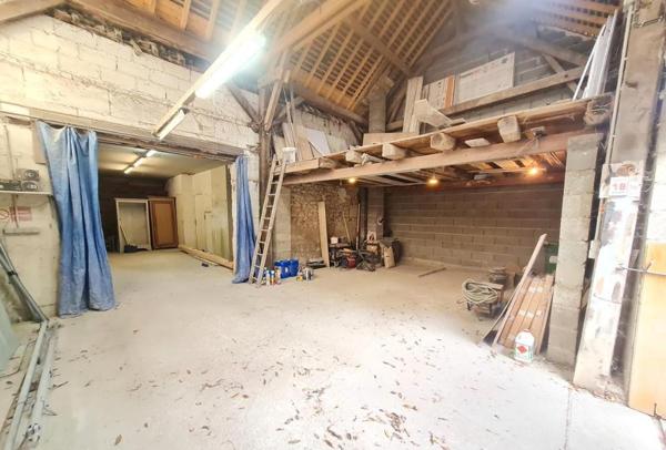 Maison 3 pièces - 165 m²