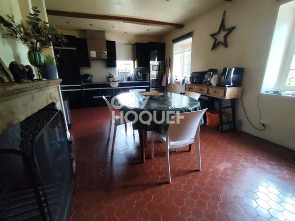 Belle Bâtisse située Trelins 5 pièces de 162 m2