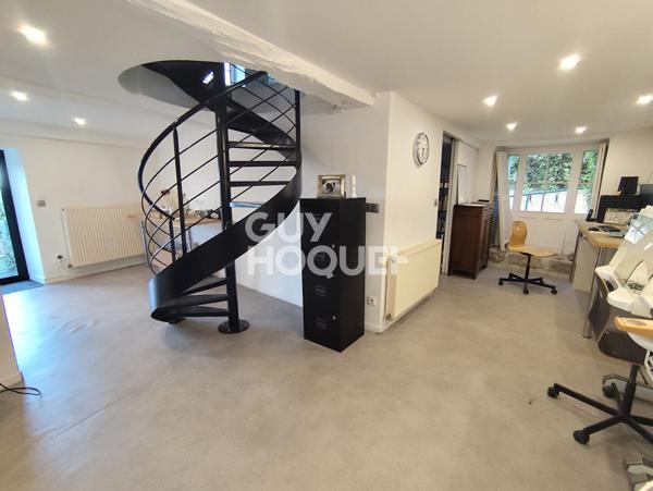 Belle Bâtisse située Trelins 5 pièces de 162 m2