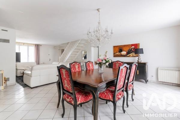 Maison à vendre 6 pièces 165 m² Montévrain