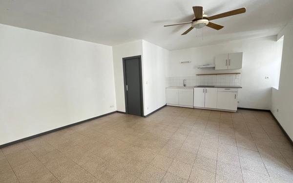 Appartement à louer    2 pièces •  Calvisson