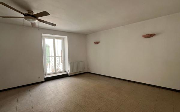 Appartement à louer    2 pièces •  Calvisson