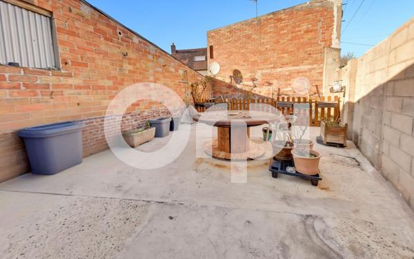 Maison à vendre    5 pièces •  Nanteuil-le-Haudouin