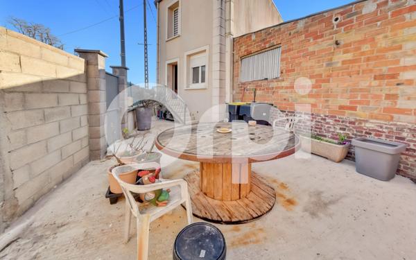 Maison à vendre    5 pièces •  Nanteuil-le-Haudouin