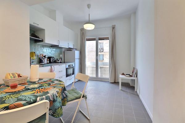 HOTEL DE VILLE-13002-CHAMBRE EN COLOCATION-MARSEILLE 3 PIECES-45M2