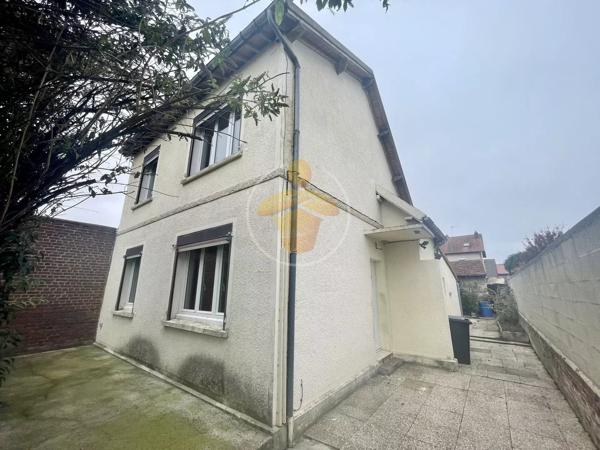Vente                                                      Maison
                        
                     4 pièces                      81 m2                     à Tergnier