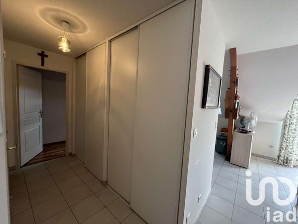 Appartement à vendre 2 pièces 49 m² Saint-Julien-les-Villas