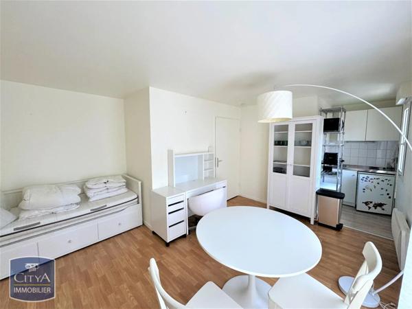 Appartement à louer 1 pièce 25.81m²