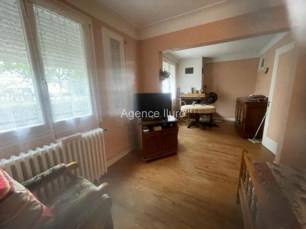 Maison - Oloron-sainte-marie - Réf.:205432 OLORON STE MARIE VILLA DANS QUARTIER RECHERCHE AU CALME ET PROCHE TOUTES COMMODITES