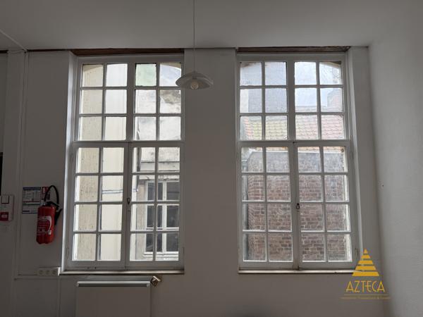 Immeuble de rapport Vieux Lille – Commerce loué + 3 appartements – Emplacement premium