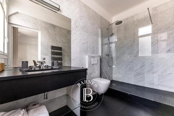 Paris 8ème, Appartement  32 m² à vendre