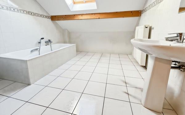 Maison à vendre    11 pièces • 295 m2 Scy-Chazelles