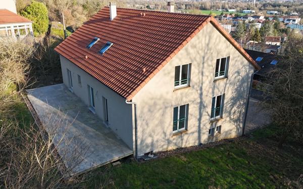 Maison à vendre    11 pièces • 295 m2 Scy-Chazelles