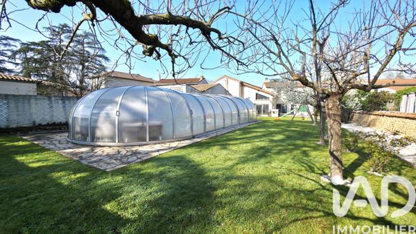 Maison à vendre 5 pièces 154 m² Veauche