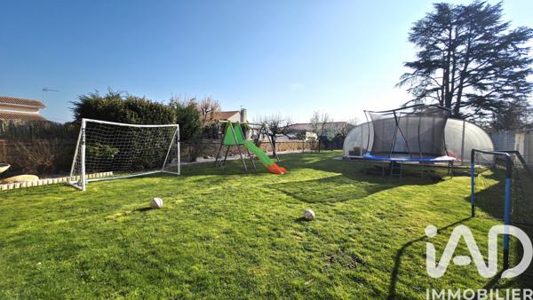 Maison à vendre 5 pièces 154 m² Veauche