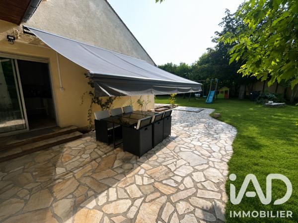 Maison à vendre 9 pièces 250 m² Sainte-Geneviève-des-Bois