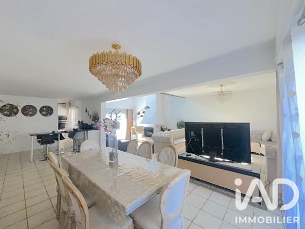 Maison à vendre 9 pièces 250 m² Sainte-Geneviève-des-Bois