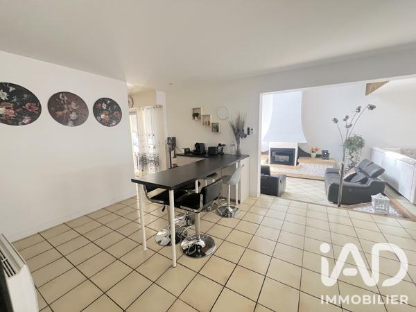 Maison à vendre 9 pièces 250 m² Sainte-Geneviève-des-Bois