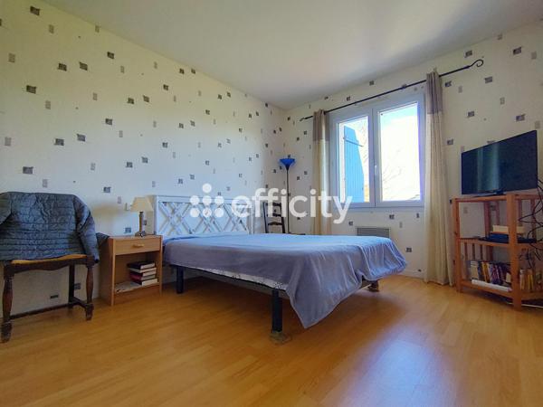 Maison 5 pièces - 131 m² Exclusivité efficity