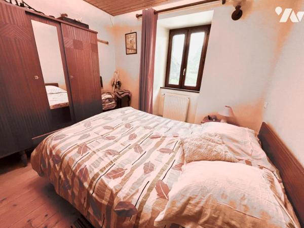 A VENDRE CHARMANTE MAISON EN PIERRE RENOVEE A ALBARET SAINTE MARIE