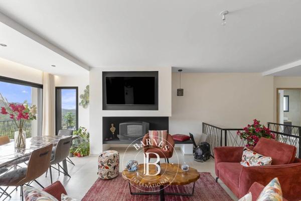 Sainte-Lucie-de-Porto-Vecchio, Villa 4 Chambres -  215 m² à vendre