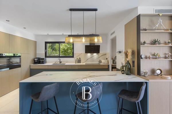 Sainte-Lucie-de-Porto-Vecchio, Villa 4 Chambres -  215 m² à vendre
