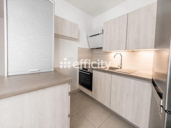Appartement
         3 pièces
        - 61 m² Exclusivité 220 500 € *
