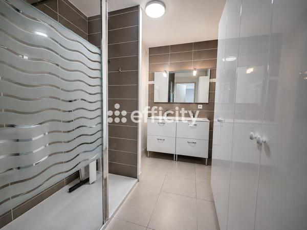 Appartement
         3 pièces
        - 61 m² Exclusivité 220 500 € *