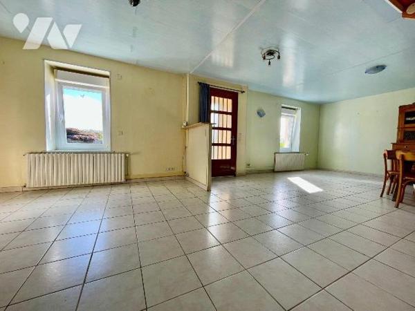 Maison à Vendre à Penvénan (22710) en Côtes-d'Armor (22)
Au calme de la campagne, longère avec...