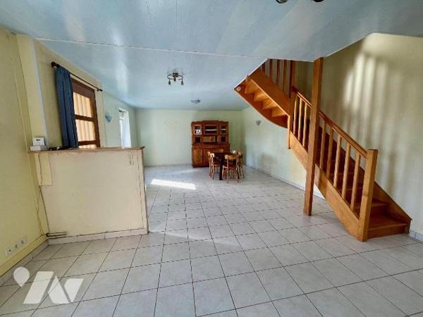 Maison à Vendre à Penvénan (22710) en Côtes-d'Armor (22)
Au calme de la campagne, longère avec...