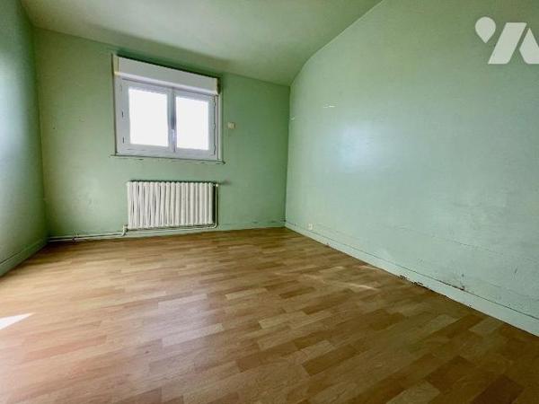 Maison à Vendre à Penvénan (22710) en Côtes-d'Armor (22)
Au calme de la campagne, longère avec...