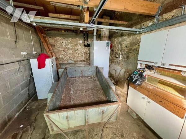 Maison à Vendre à Penvénan (22710) en Côtes-d'Armor (22)
Au calme de la campagne, longère avec...