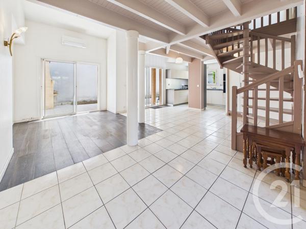 Maison à vendre  3 pièces - 89,35 m 2   PESSAC  - 33