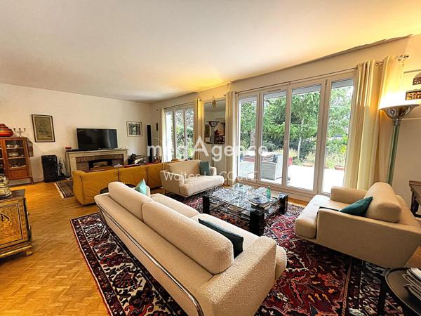 Maison à Chavenay, 78450 - 10 pièces 260m²