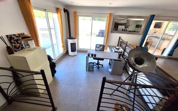 Maison à vendre    5 pièces •  Beaucaire