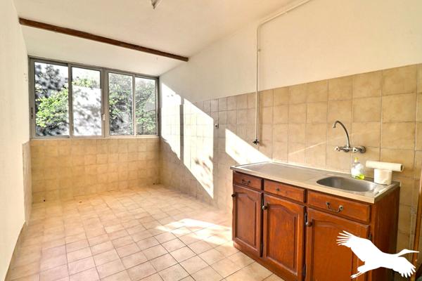 Appartement à vendre |  Marseille 08 |  4 pièces | 81,6 m²