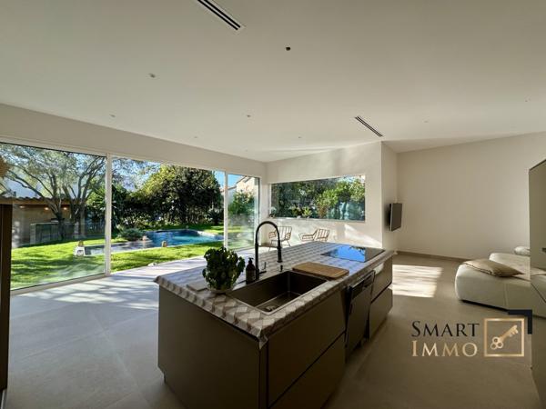 VILLA DE PLAIN PIEDS - CAGNES SUR MER