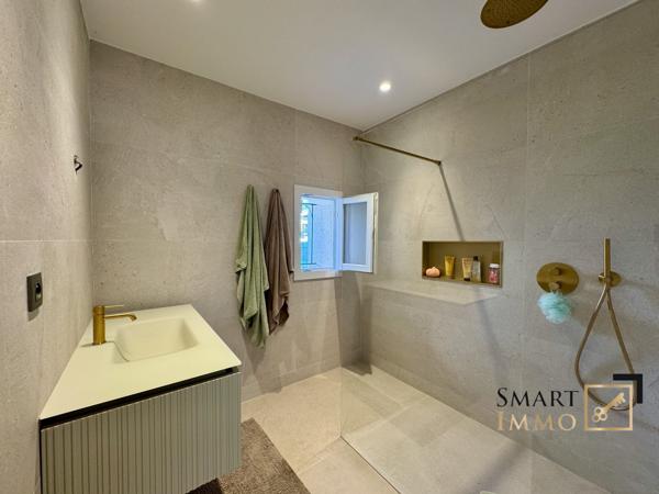 VILLA DE PLAIN PIEDS - CAGNES SUR MER