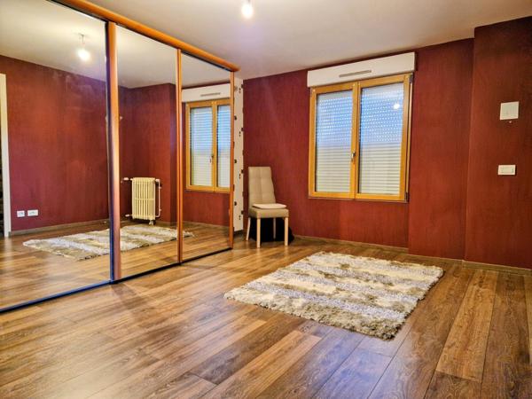 Maison à LONGUE-JUMELLES, 49160 - 7 pièces 149m²