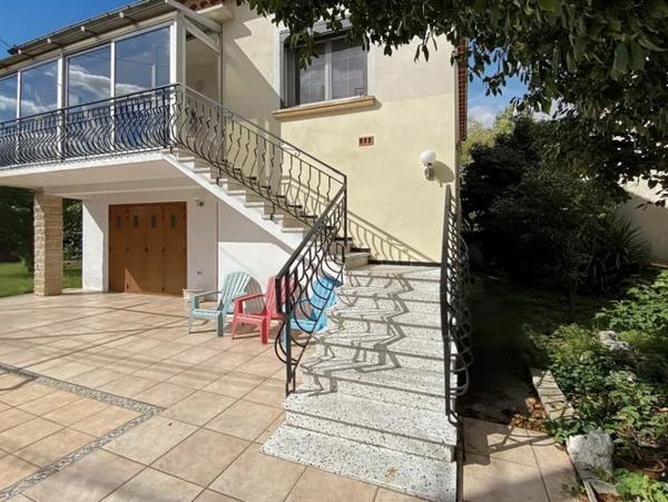 Maison 6 pièces - 109 m² Exclusivité efficity