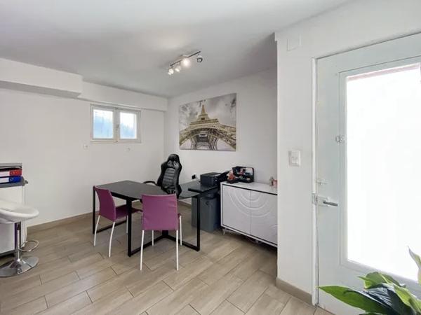 Maison 6 pièces - 109 m² Exclusivité efficity