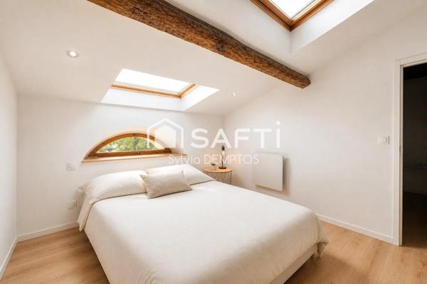 APPARTEMENT T3 AU DERNIER ÉTAGE- DAX CENTRE