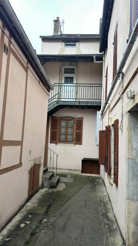 Appartement
                                                                                                                                                                                                                                                                                                                        2 pièce(s)                                                                                                                                                                                                          1 chambre(s)                                                                                                                                                                                                          36  m²